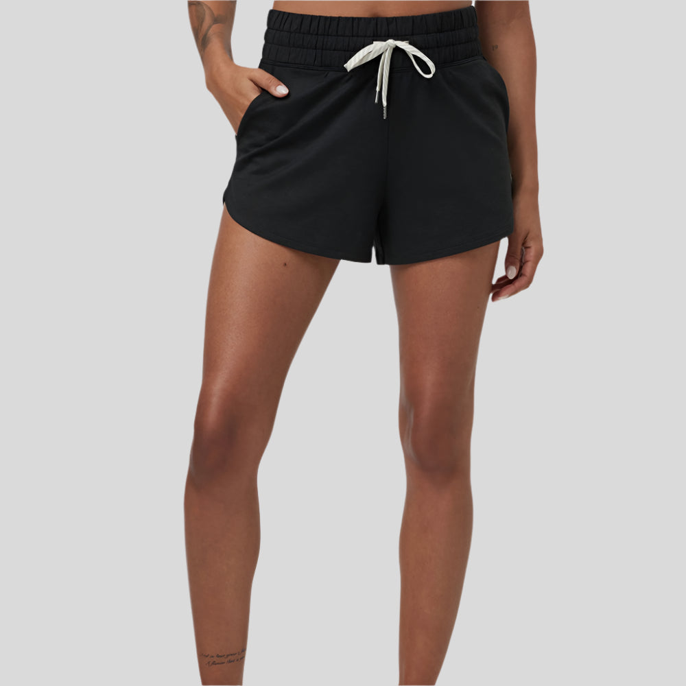 Vuori-WomensHaloPerformanceShort2.0-BlackHeather-Cultureathletics