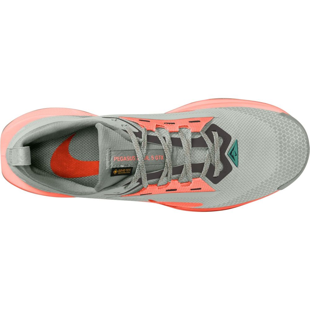 nike pegasus crimson