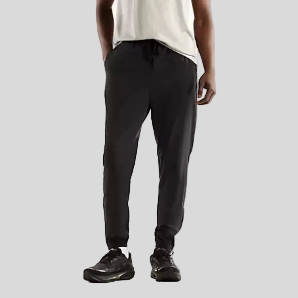 New Balance - Mens RC Essential Jogger - Black - Culture Athletics