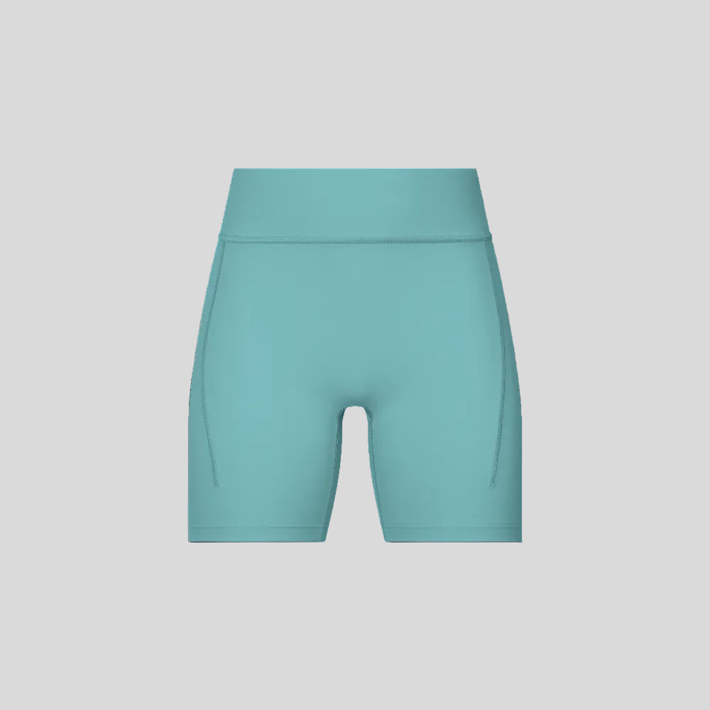 On Running - Womens Performance Tights Short - Culture Athletcs
