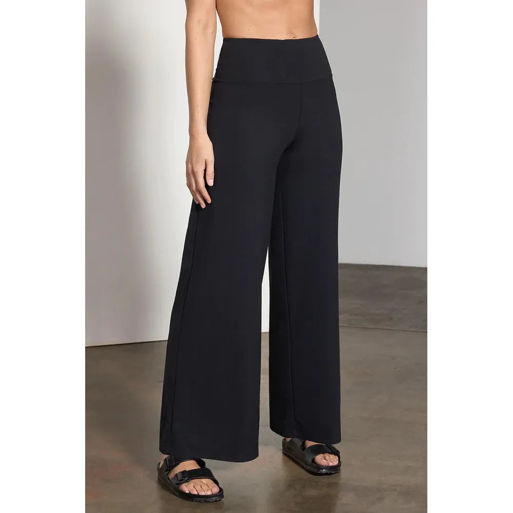 Vital Recycled Nylon High-Waisted Wide Leg Pant 30 Peached